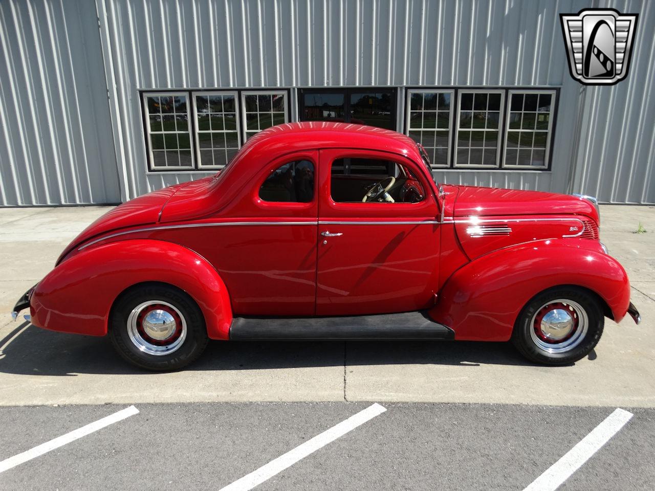 1939 Ford Deluxe