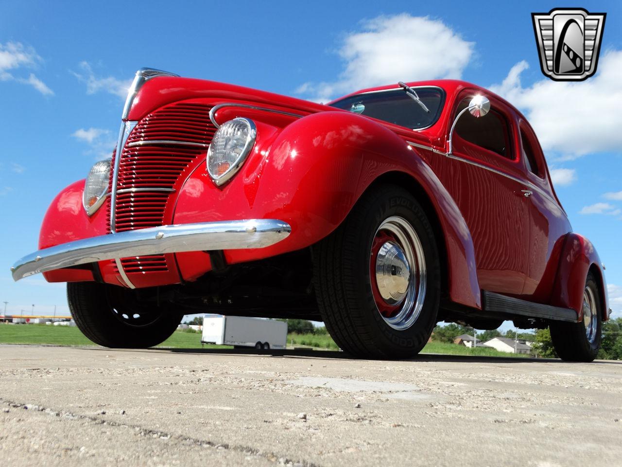 1939 Ford Deluxe