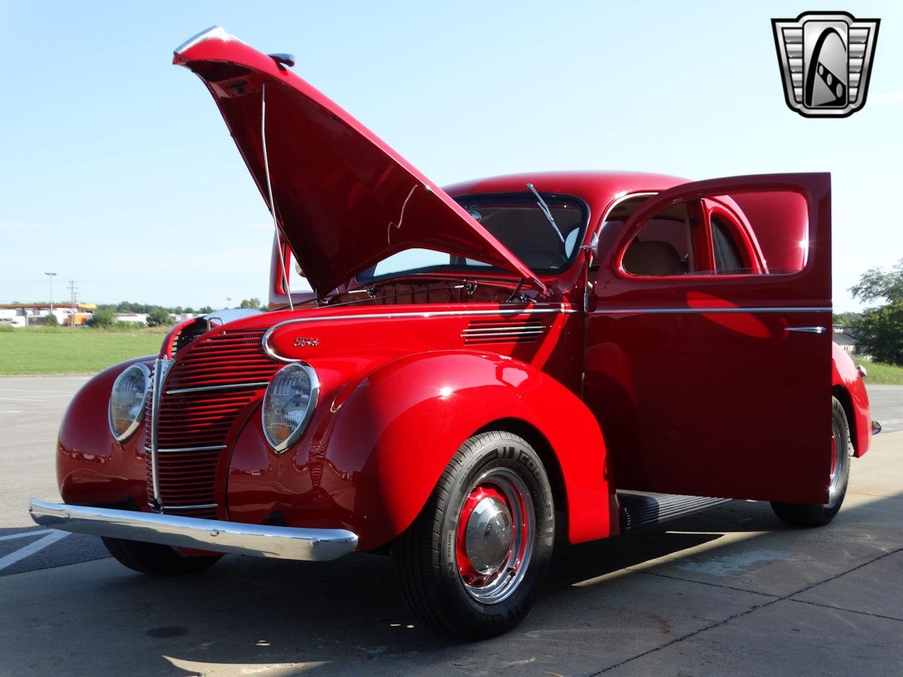 1939 Ford Deluxe