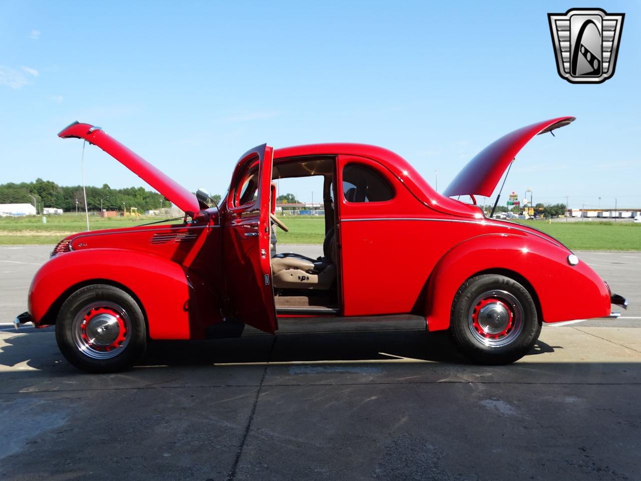 1939 Ford Deluxe