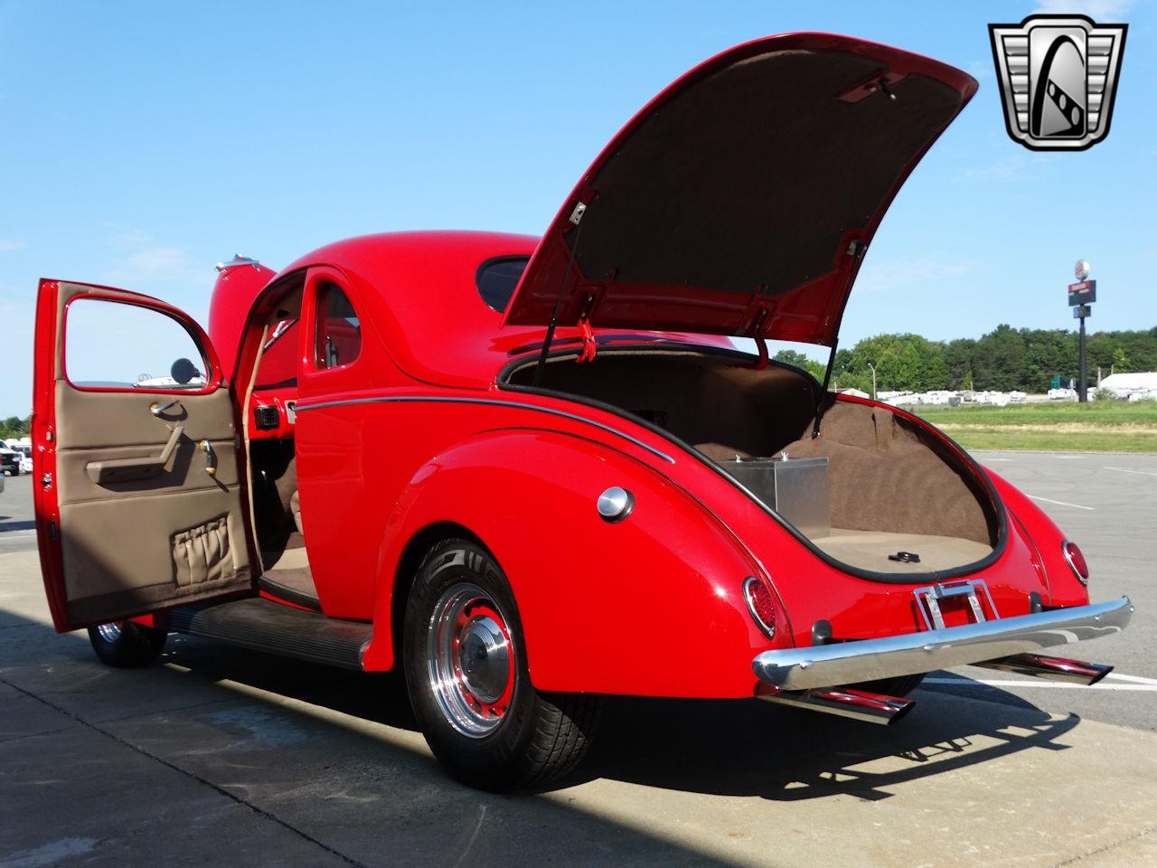 1939 Ford Deluxe