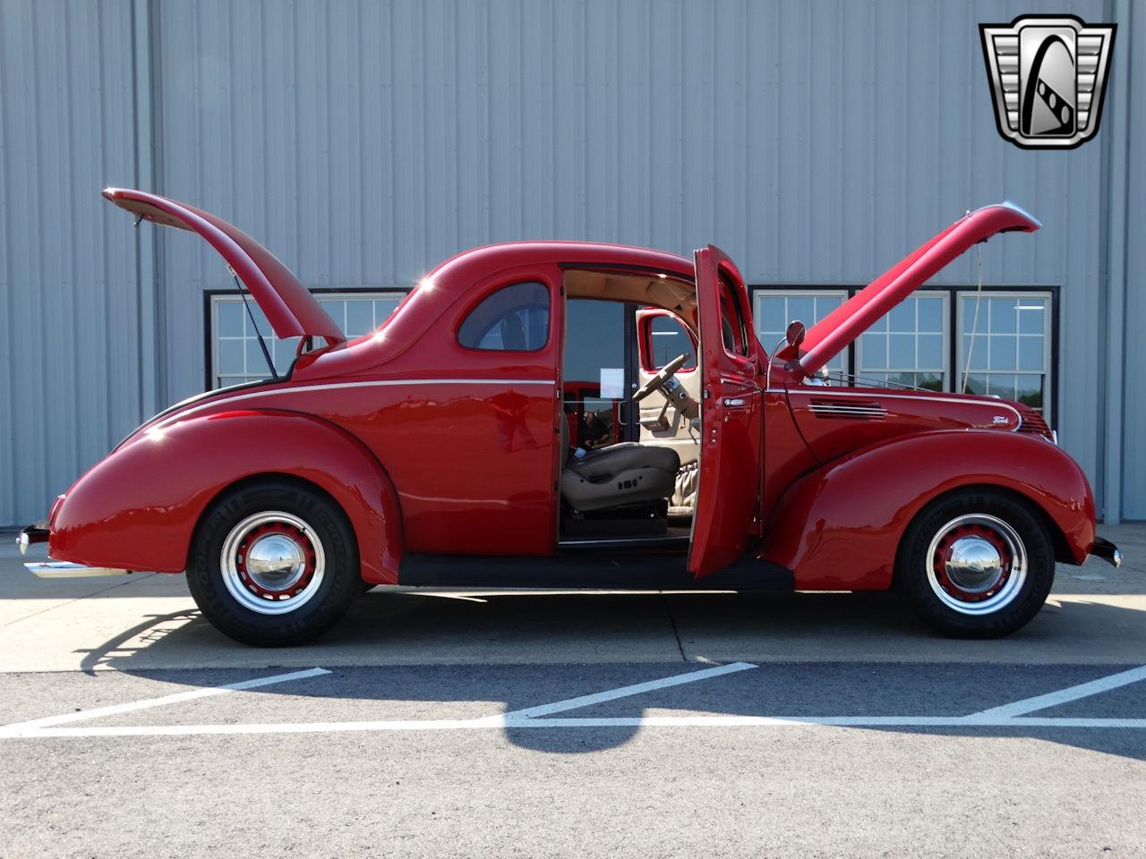 1939 Ford Deluxe