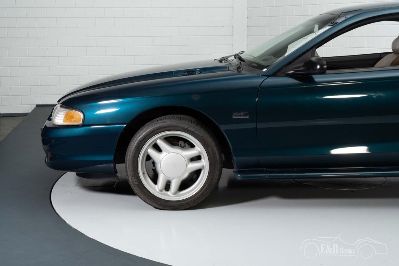 1994 Ford Mustang