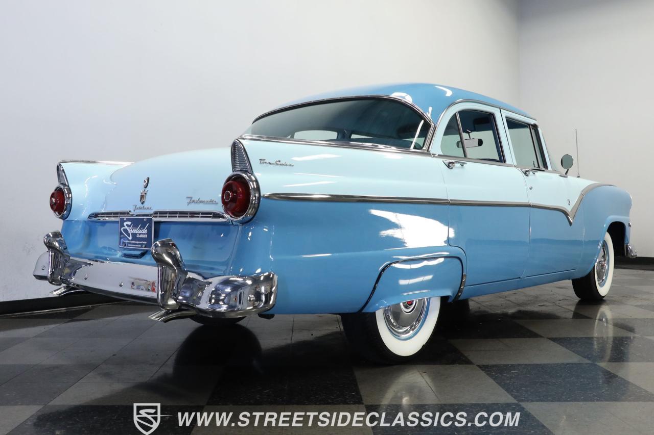 1955 Ford Fairlane Town Sedan