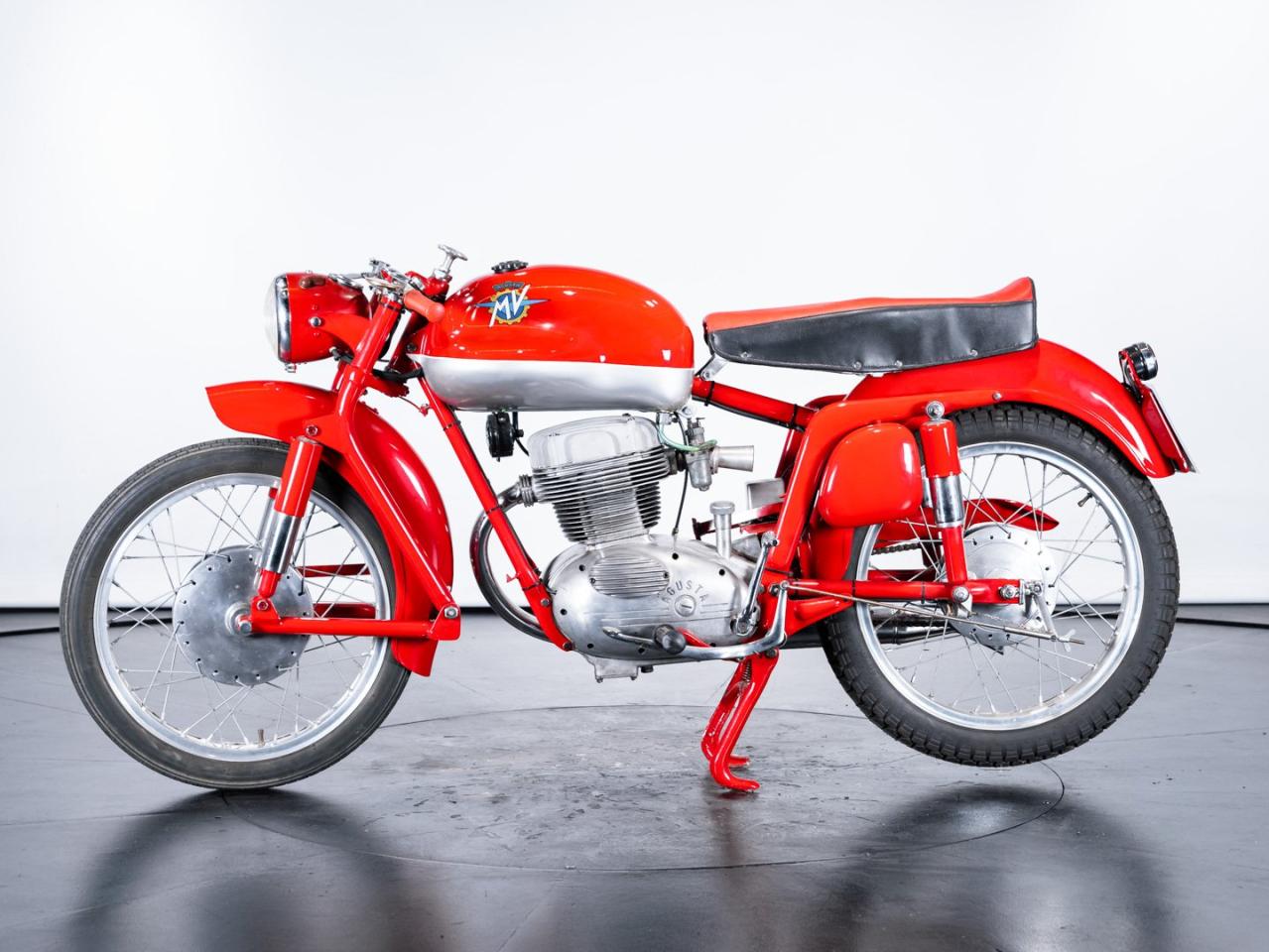 1957 MV Agusta MV 175 CS DISCO VOLANTE