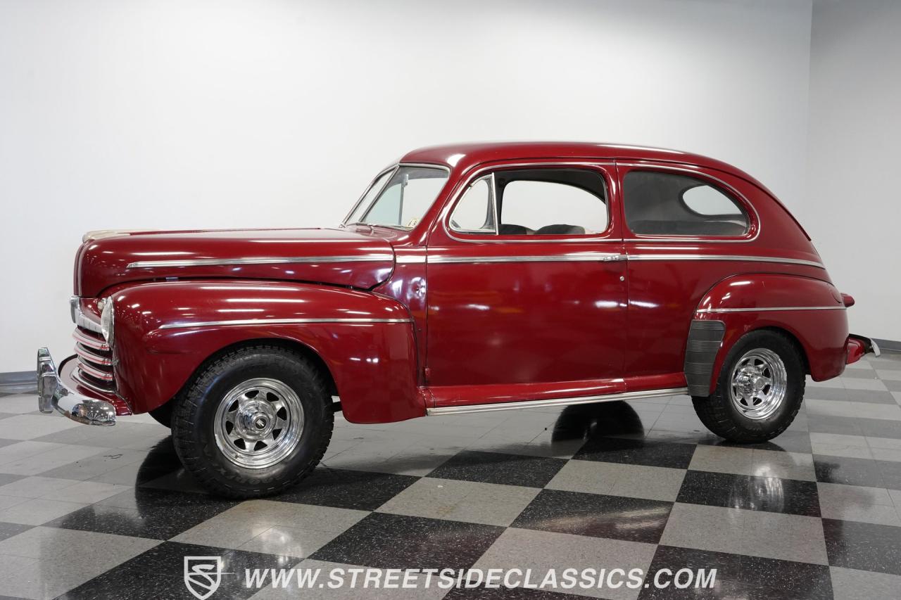 1946 Ford Super Deluxe