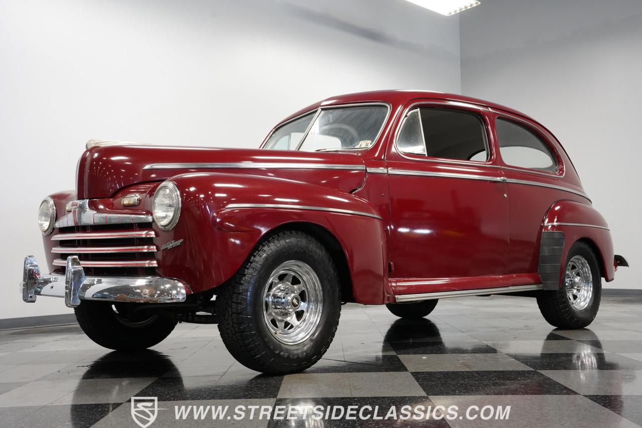 1946 Ford Super Deluxe