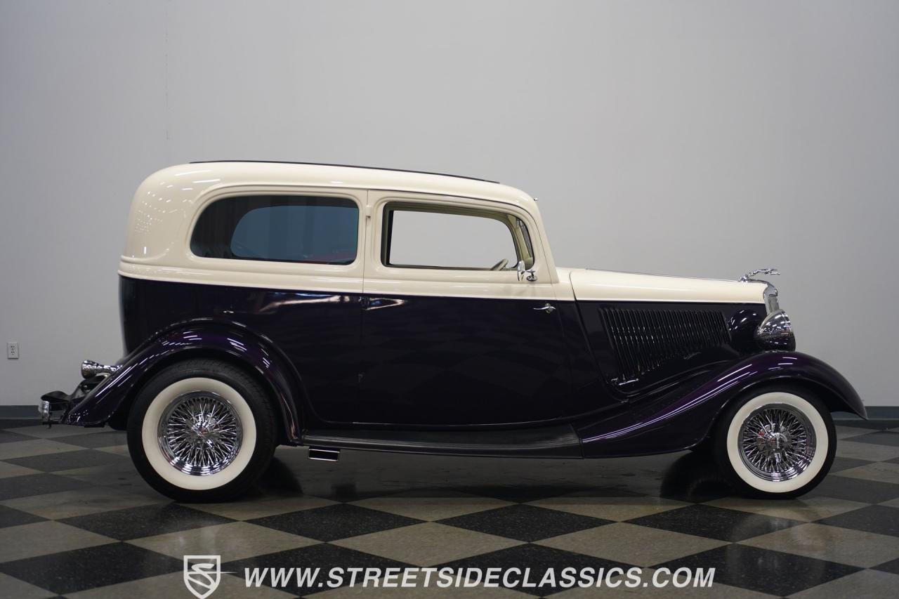 1934 Ford Tudor Streetrod