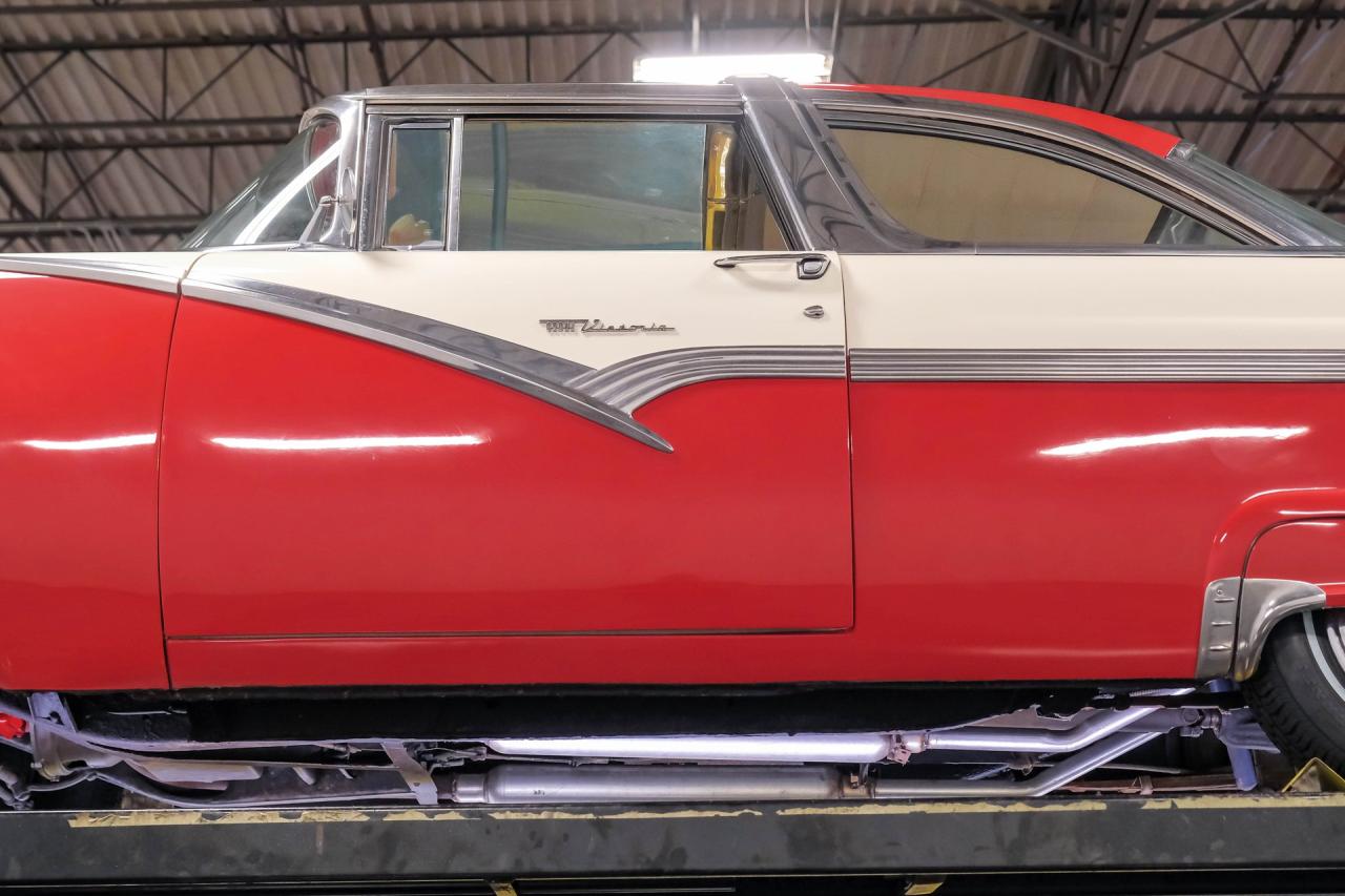 1956 Ford Fairlane Crown Victoria Skyliner