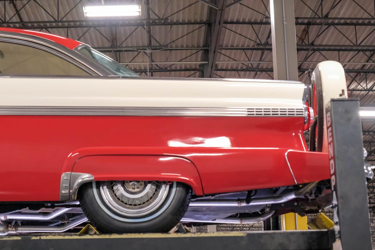 1956 Ford Fairlane Crown Victoria Skyliner