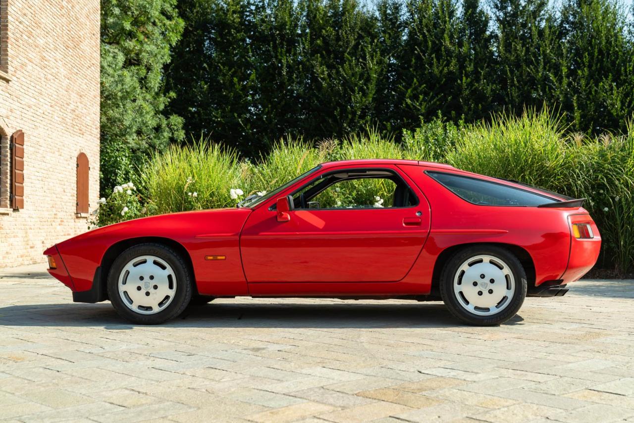 1984 Porsche 928 S