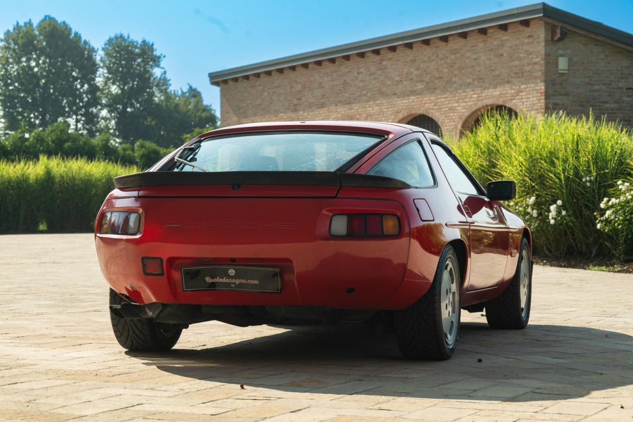 1984 Porsche 928 S