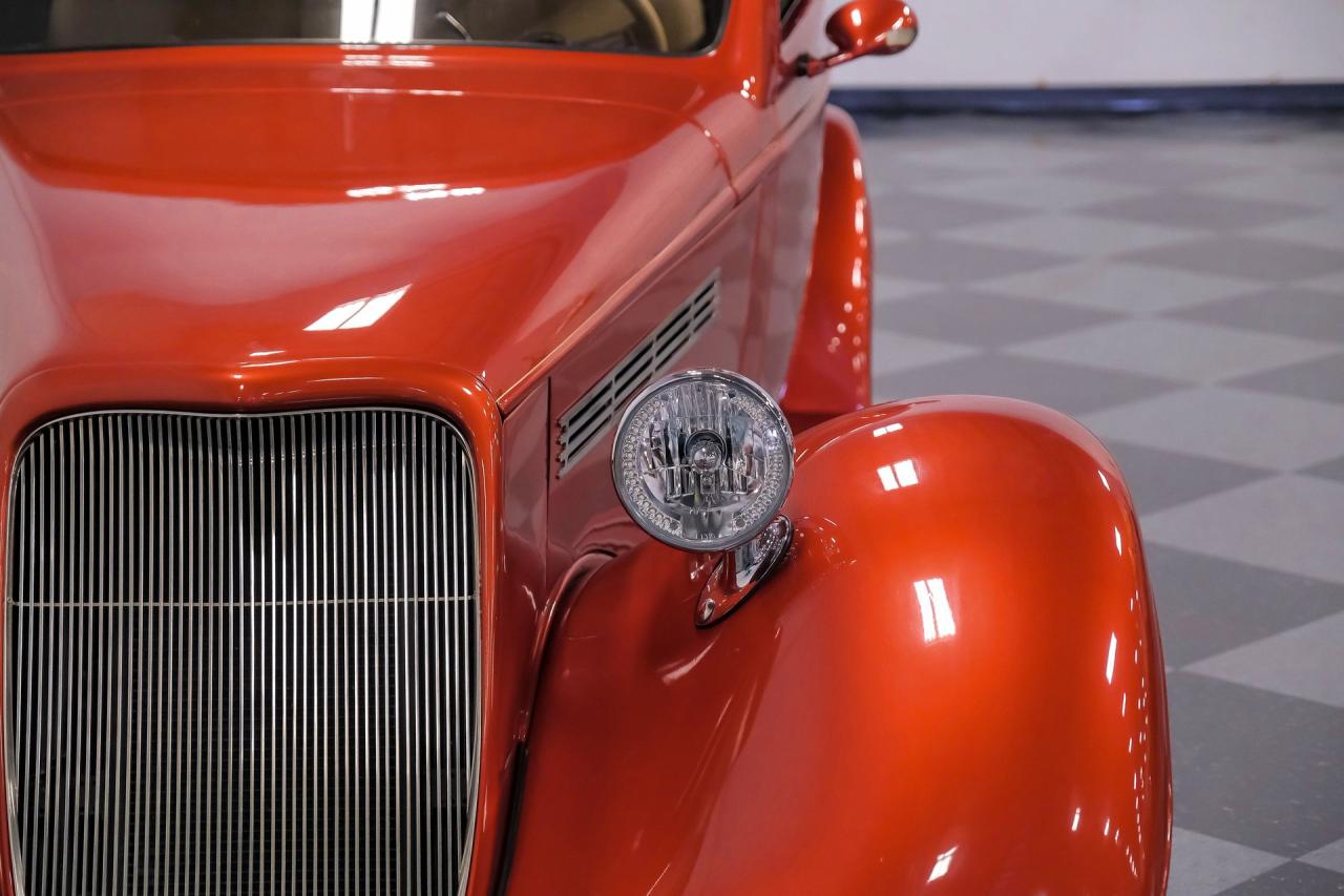 1933 Ford Victoria Streetrod