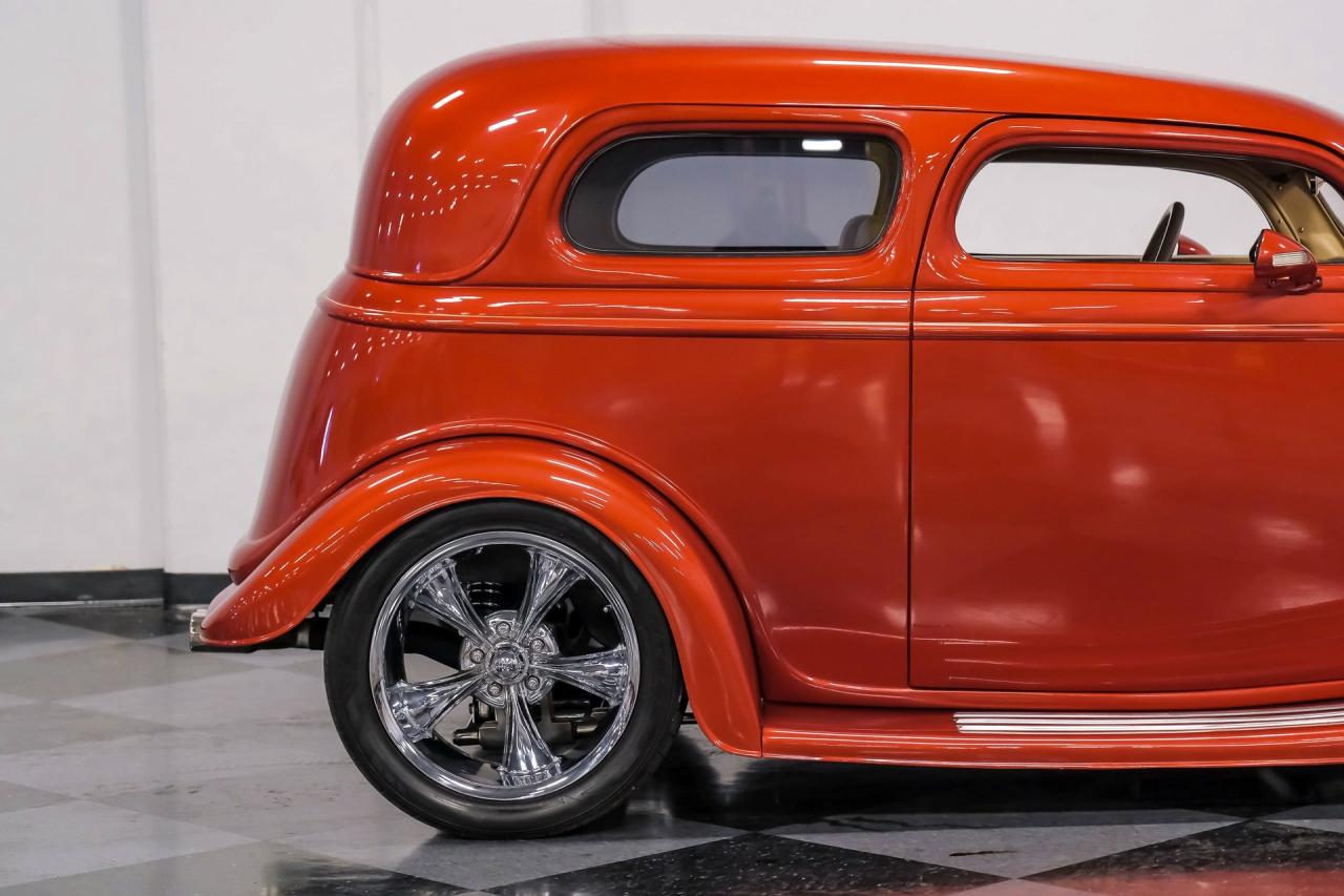 1933 Ford Victoria Streetrod