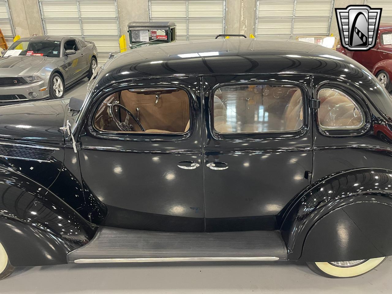 1937 Ford Model 78