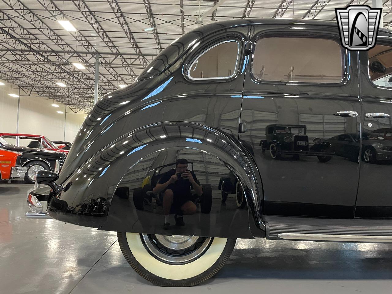 1937 Ford Model 78