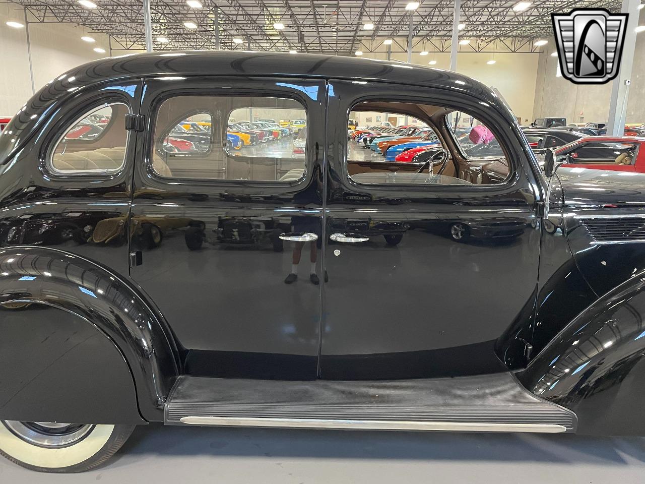 1937 Ford Model 78