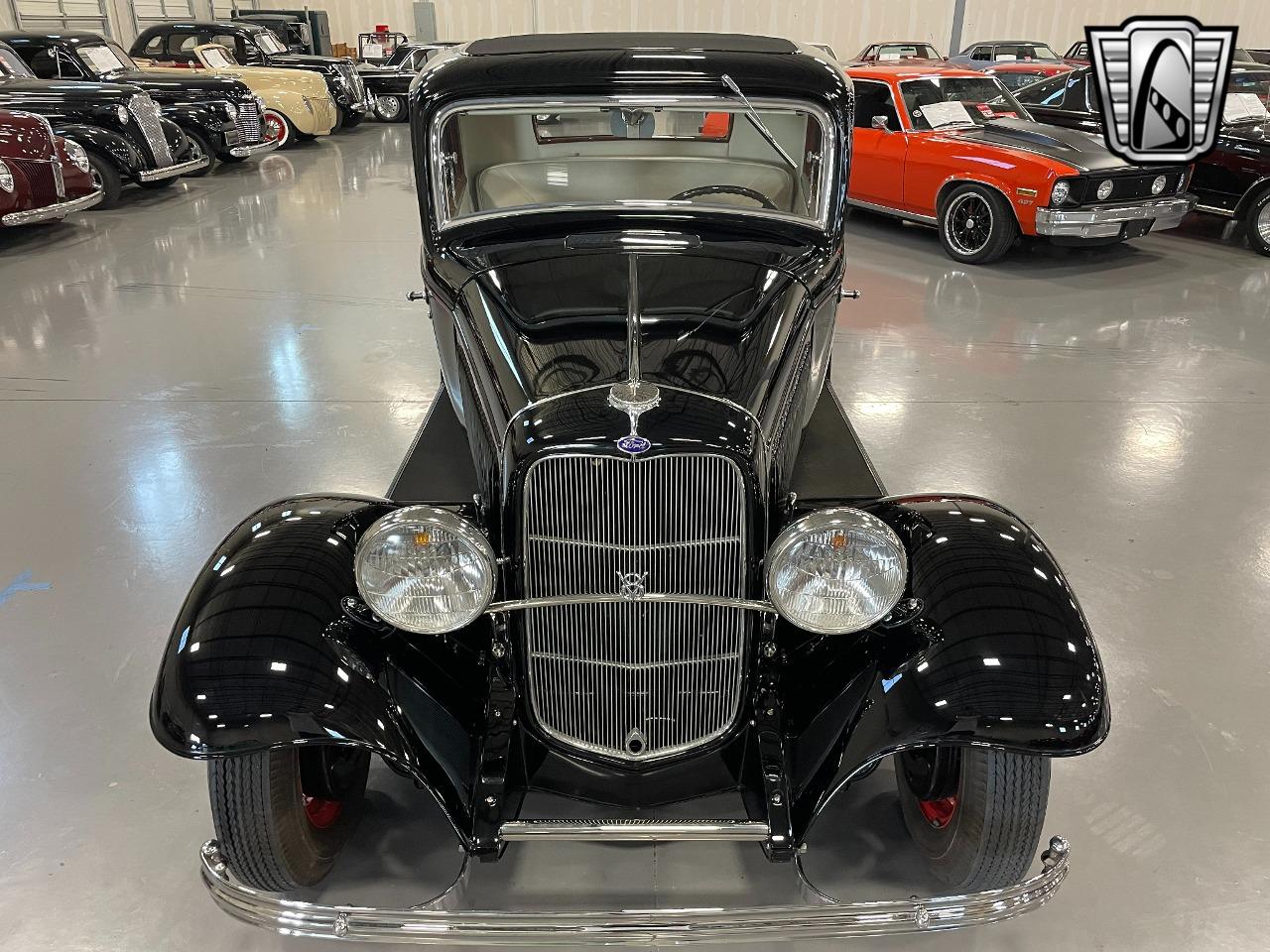 1932 Ford 3 Window Coupe