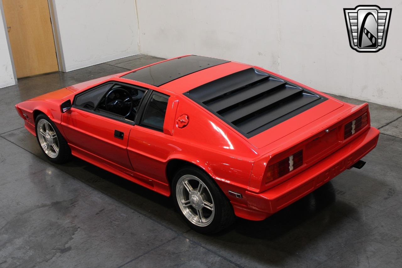 1985 Lotus Esprit