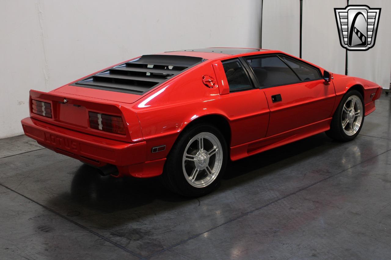 1985 Lotus Esprit