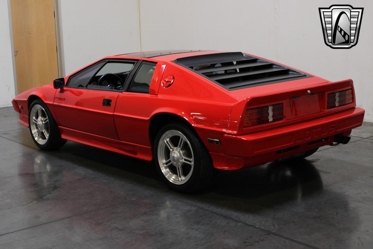 1985 Lotus Esprit