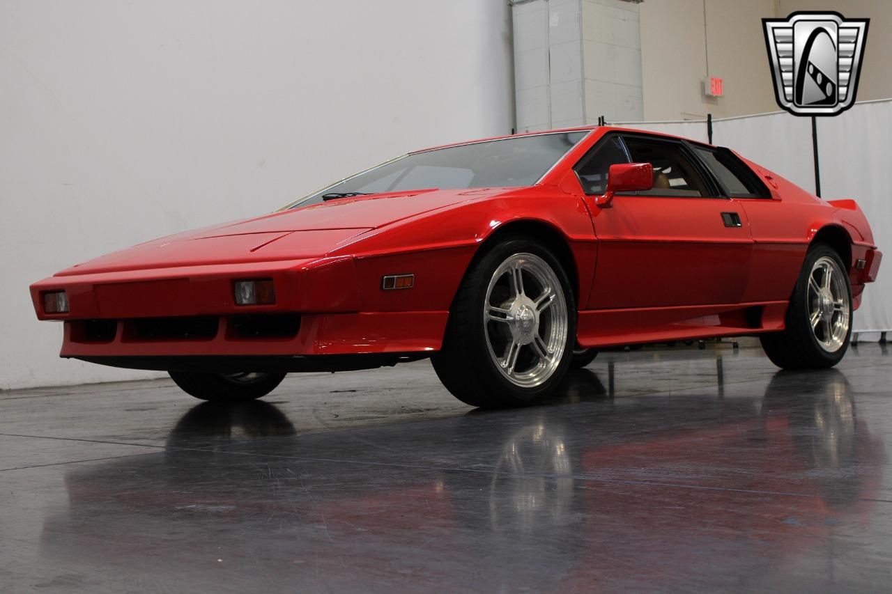 1985 Lotus Esprit