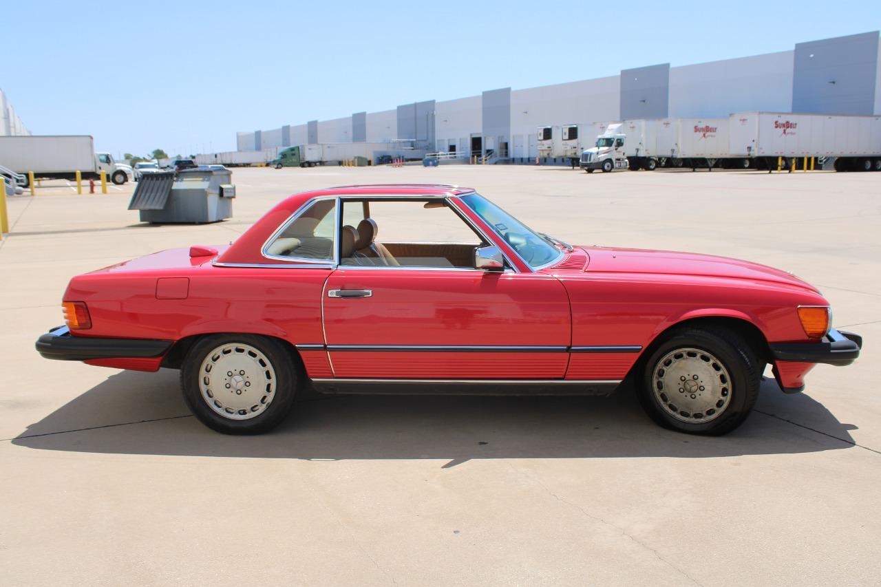 1986 Mercedes - Benz 560SL