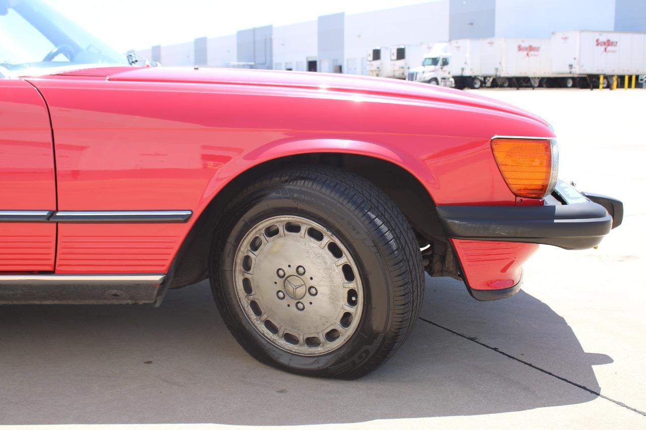 1986 Mercedes - Benz 560SL