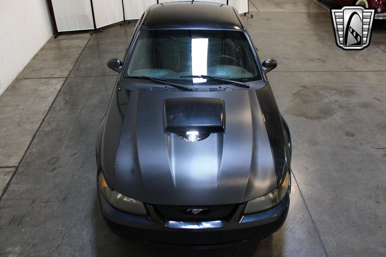 2001 Ford Mustang