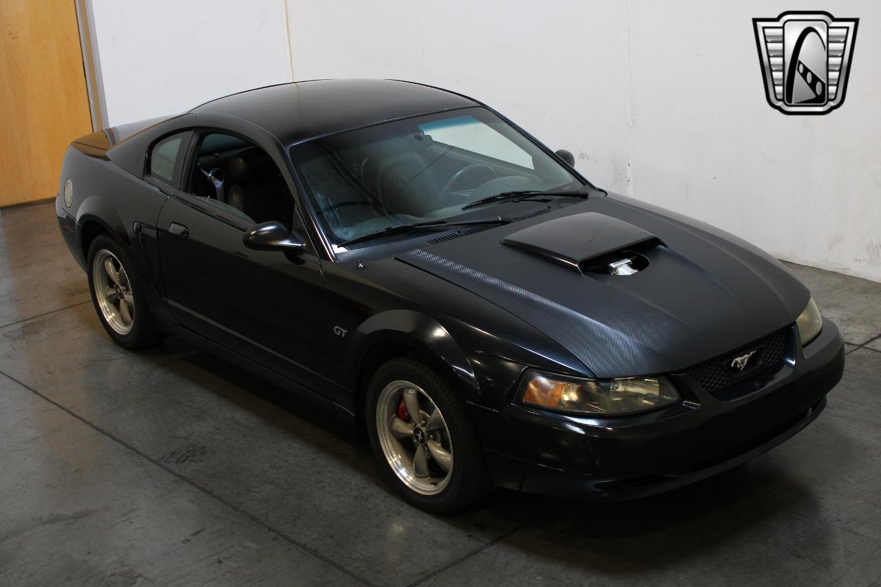 2001 Ford Mustang