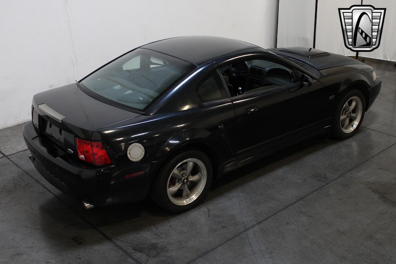 2001 Ford Mustang