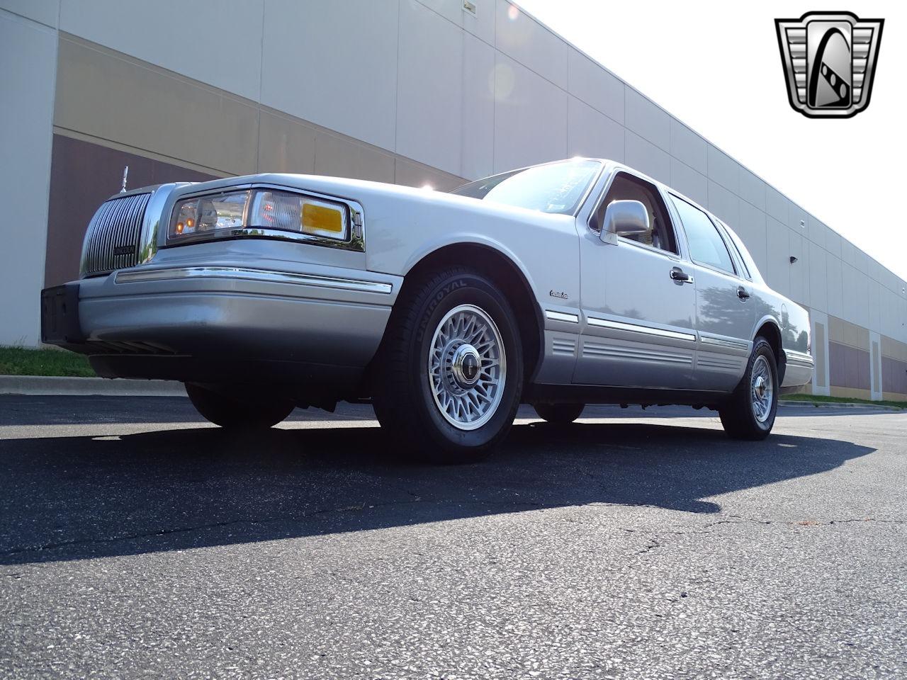 1997 Lincoln Town Car