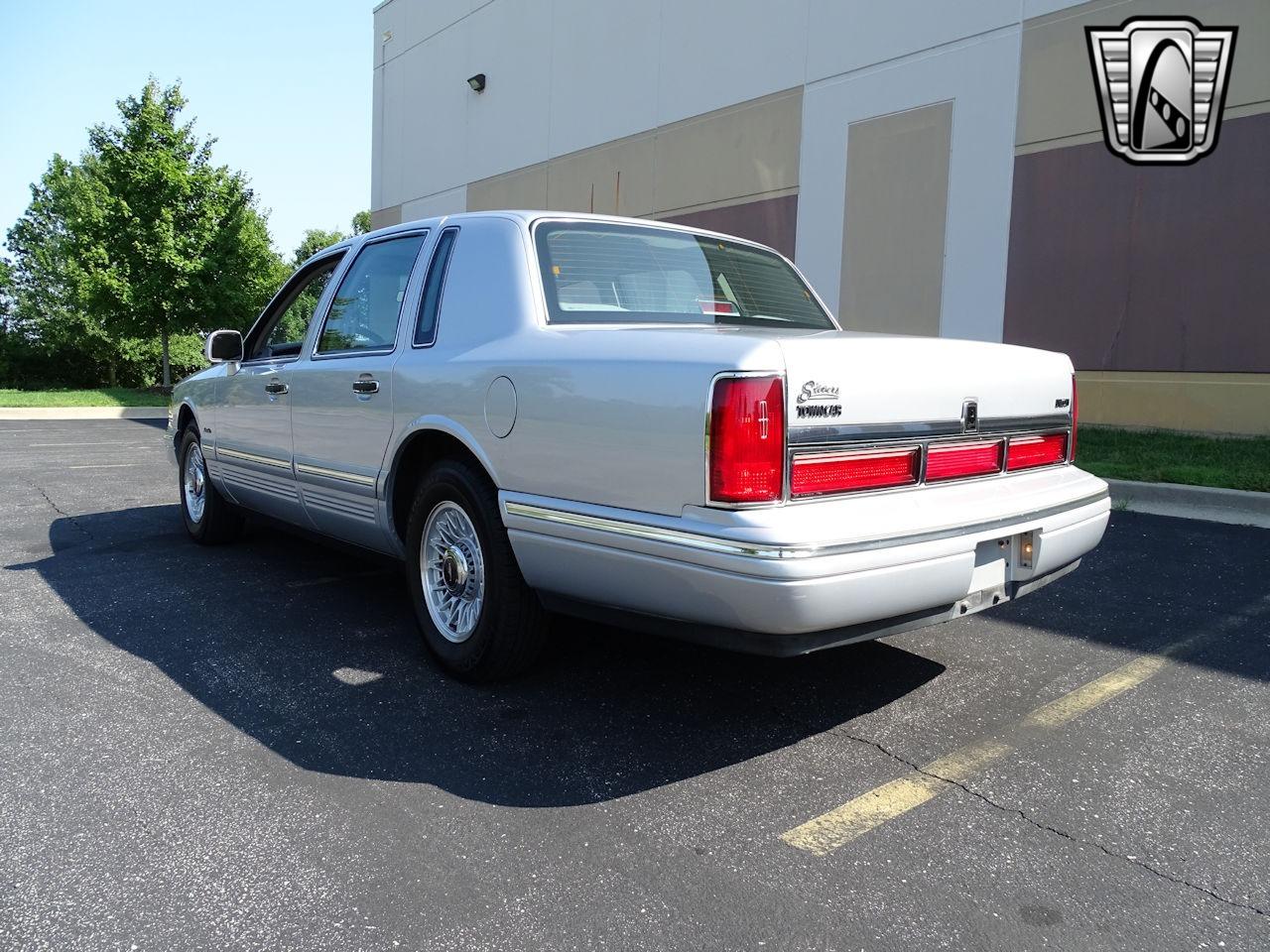 1997 Lincoln Town Car