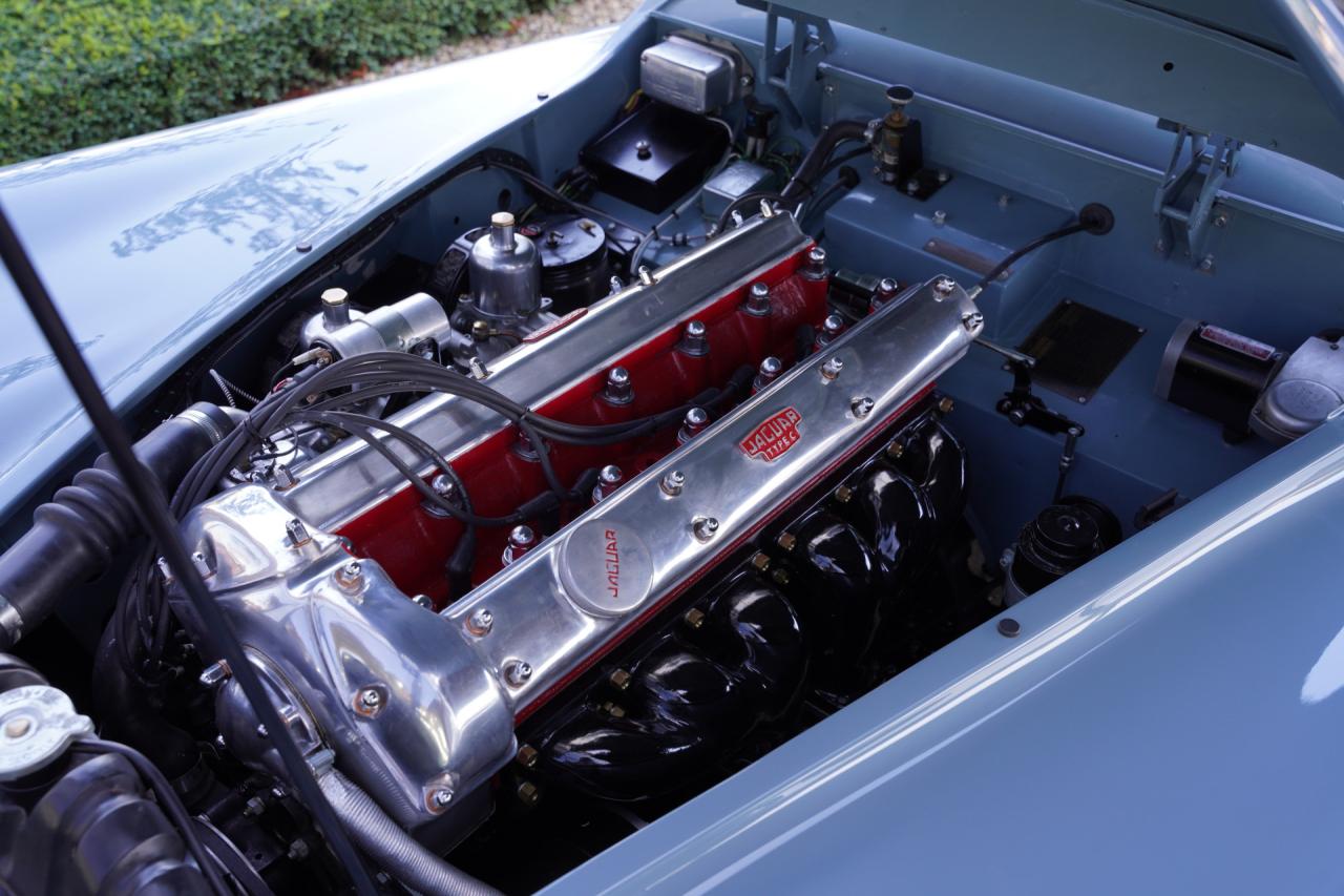 1957 Jaguar XK140 Drophead Coupe