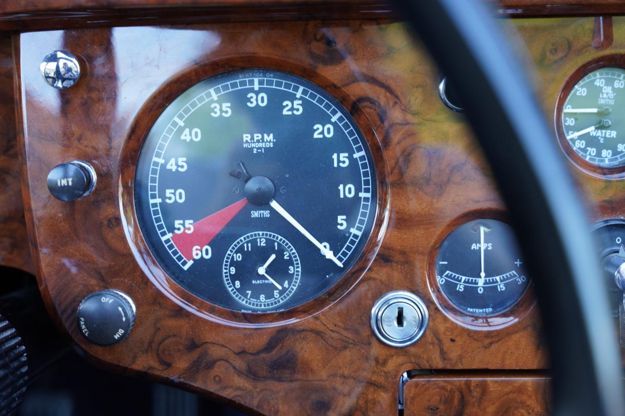 1957 Jaguar XK140 Drophead Coupe