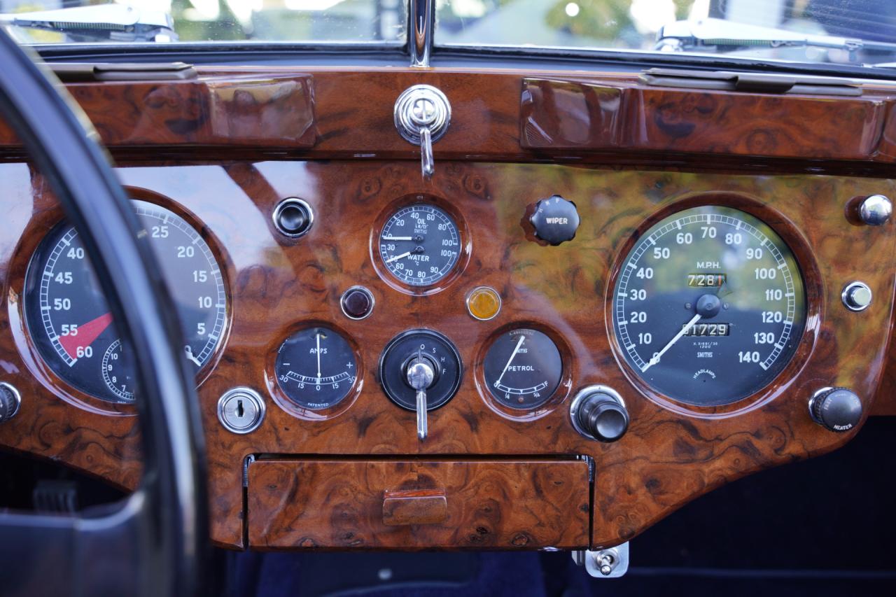 1957 Jaguar XK140 Drophead Coupe