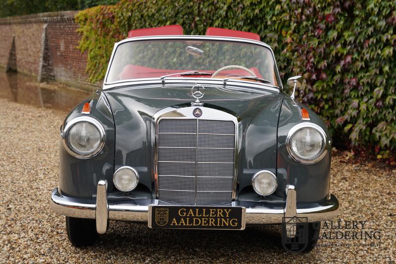 1960 Mercedes - Benz Mercedes Benz 220S Cabriolet