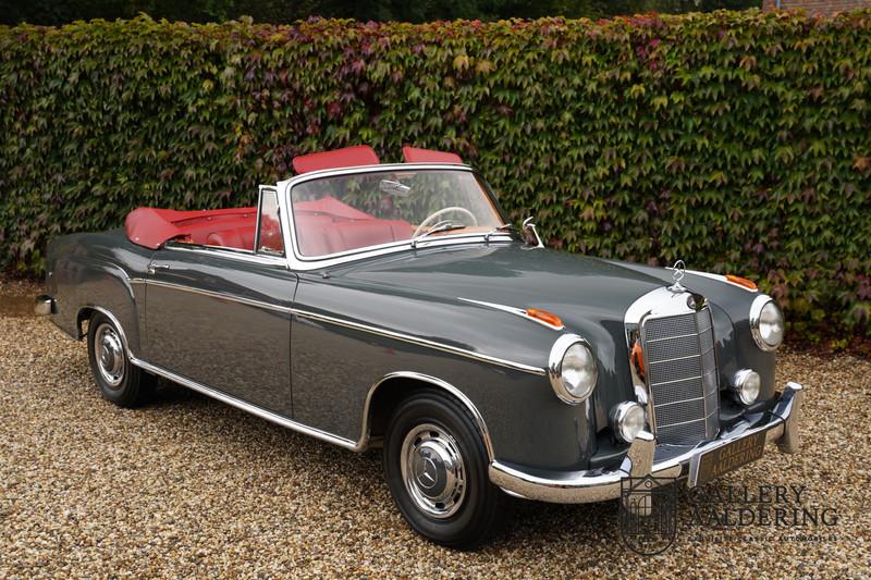 1960 Mercedes - Benz Mercedes Benz 220S Cabriolet