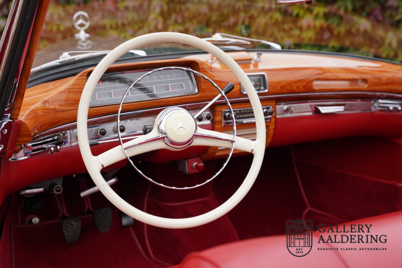 1960 Mercedes - Benz Mercedes Benz 220S Cabriolet