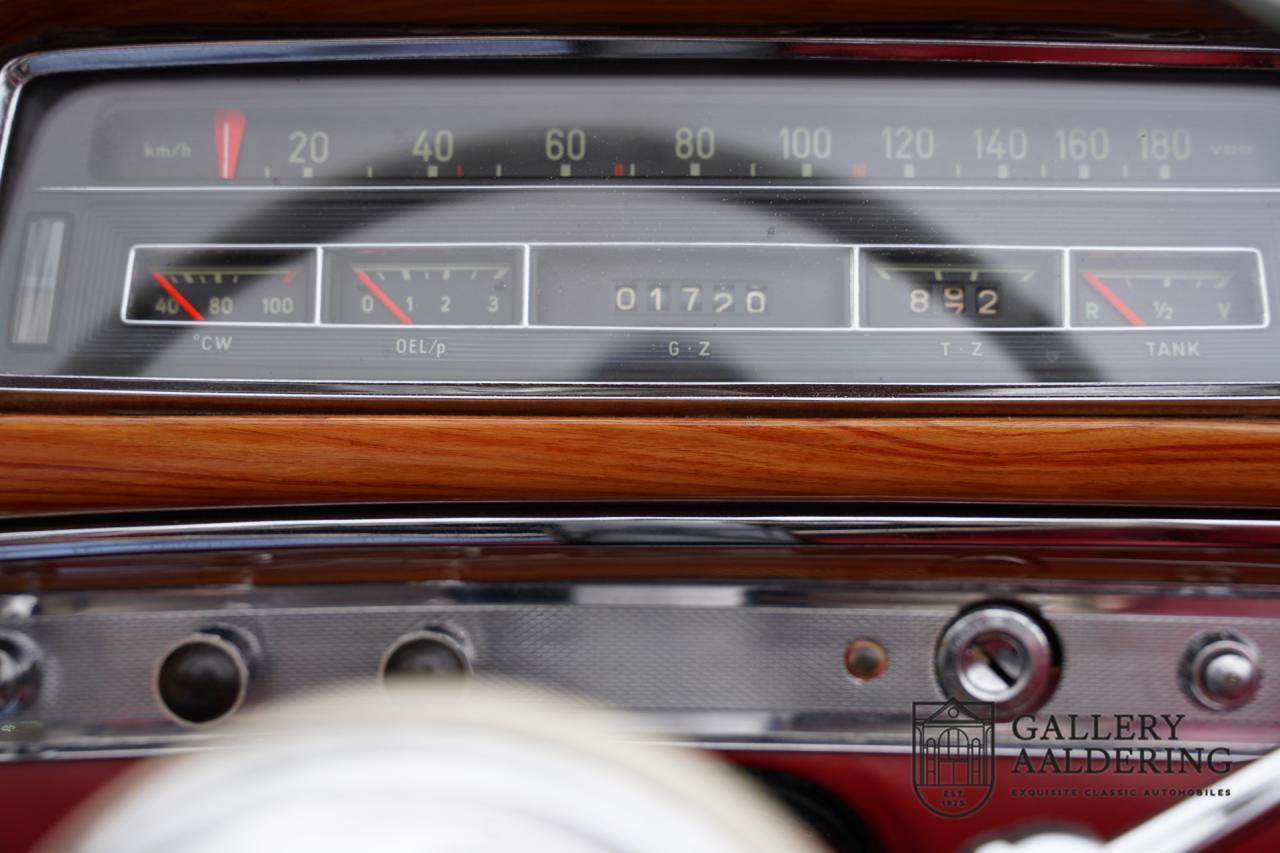 1960 Mercedes - Benz Mercedes Benz 220S Cabriolet