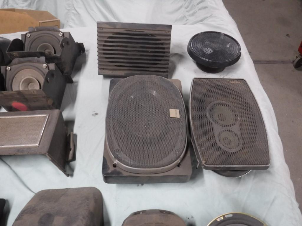 1960 Classic Car Radio Speakers