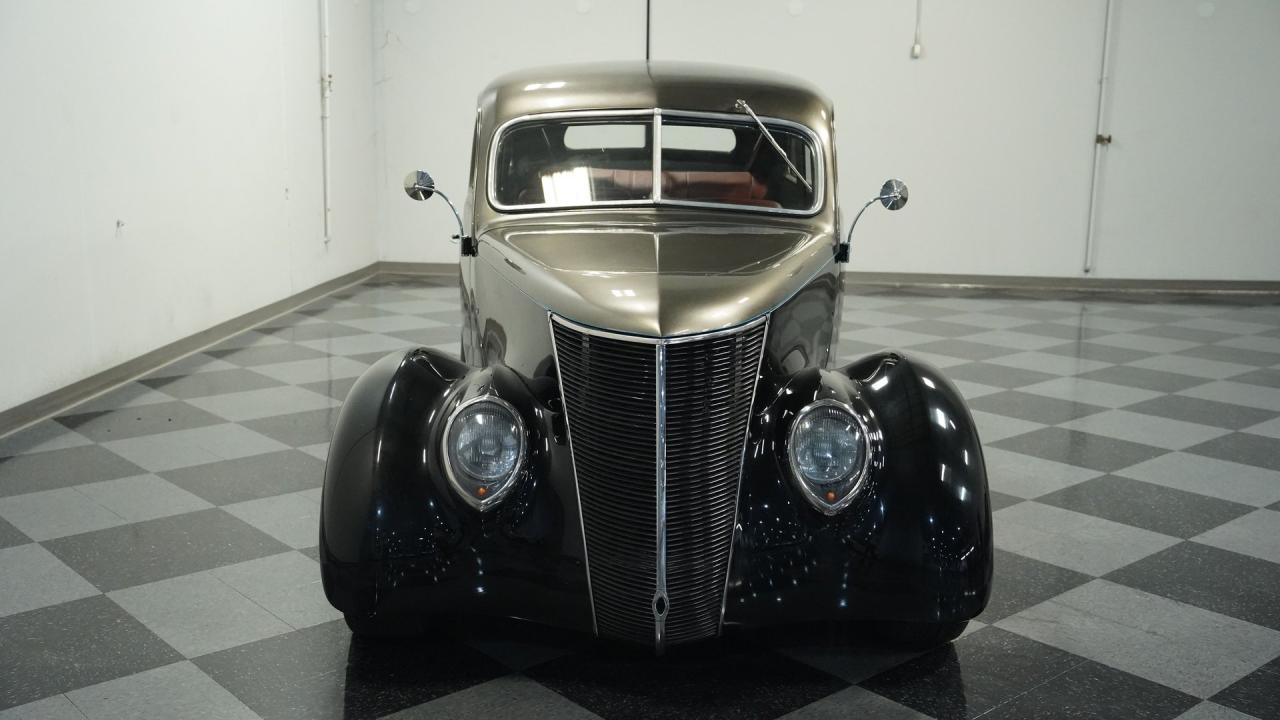 1937 Ford Tudor Pro Street Supercharged