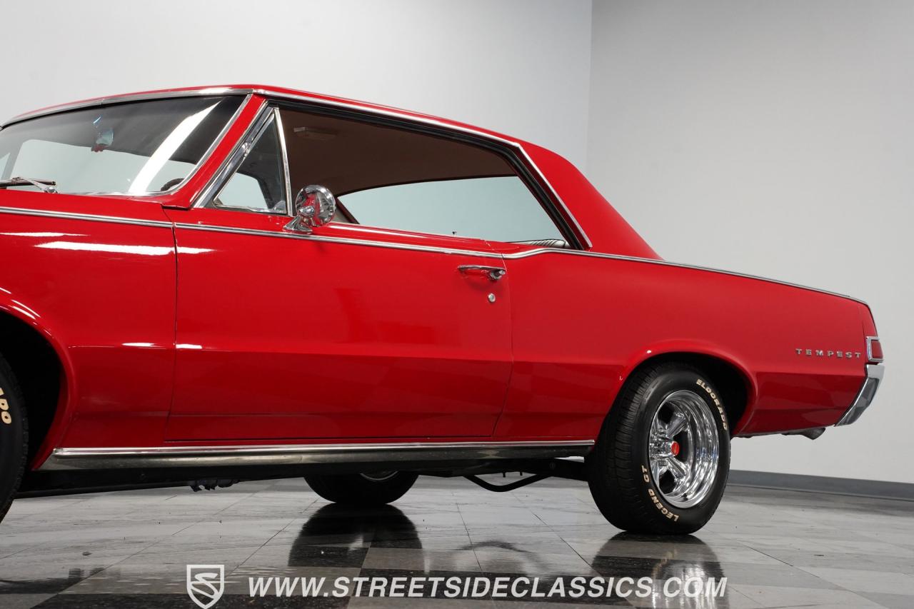 1965 Pontiac Tempest Custom