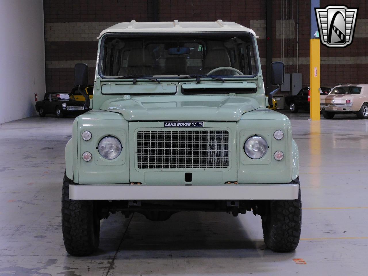 1987 Land Rover Defender