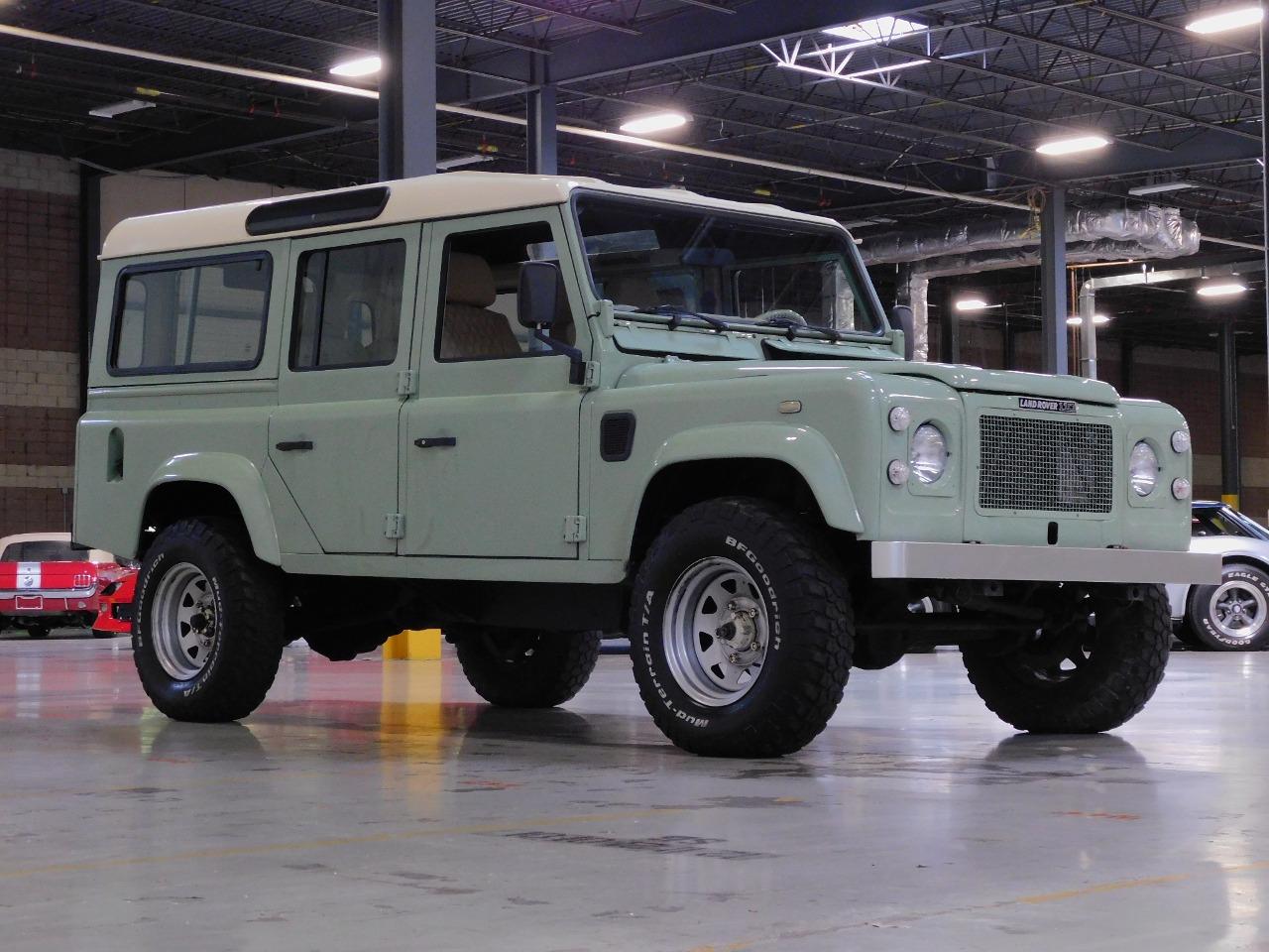 1987 Land Rover Defender