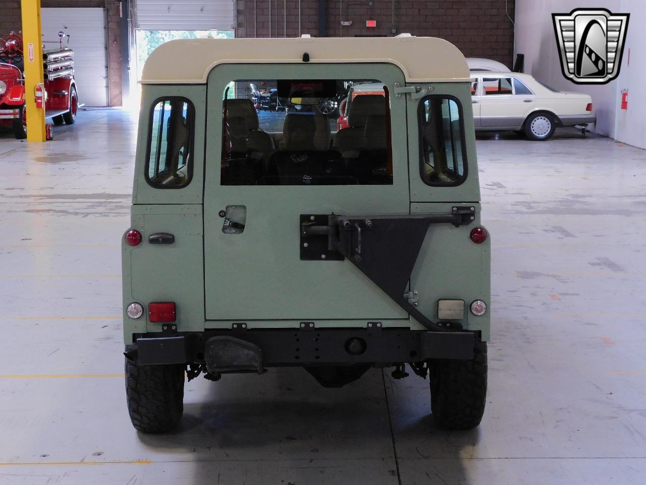 1987 Land Rover Defender