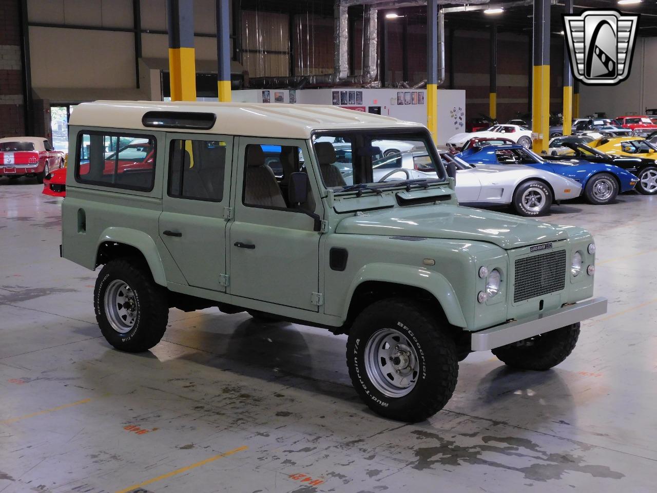 1987 Land Rover Defender