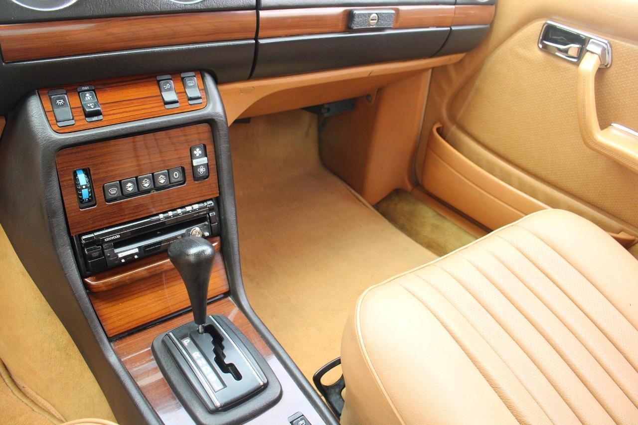 1985 Mercedes - Benz 300CD