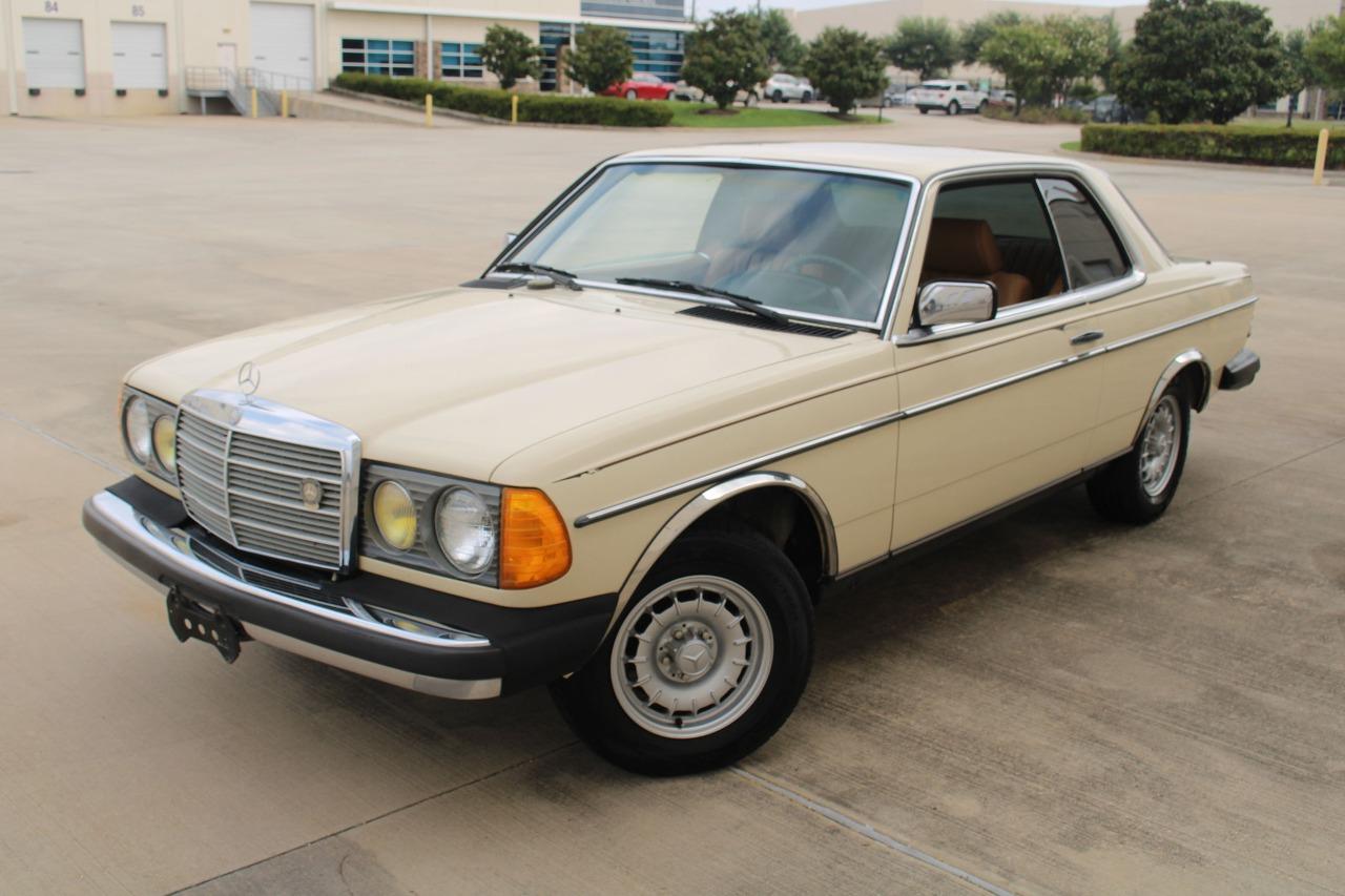 1985 Mercedes - Benz 300CD