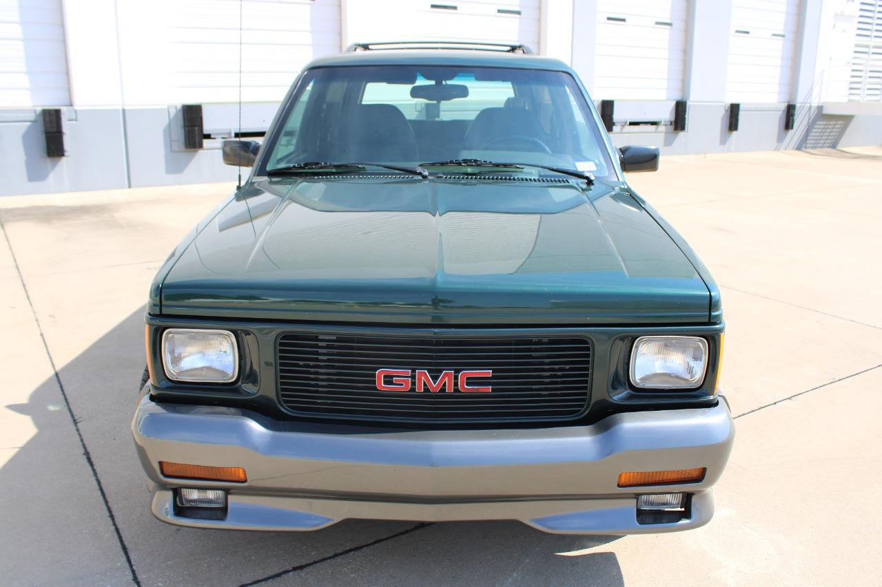 1993 GMC Typhoon